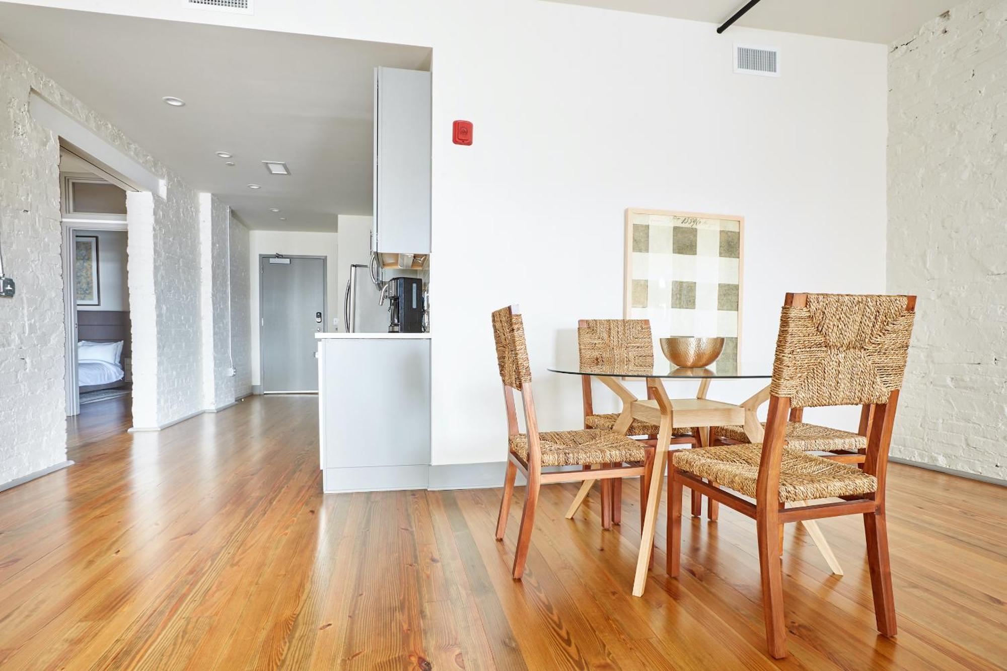 Sonder By Marriott Bonvoy The Broughton Apartments Historic District סוואנה חדר תמונה